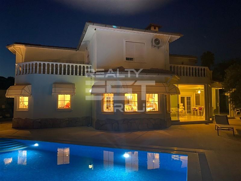 Вилла, Алания, в районе Авсаллар, 3+1, 220 м², от собственника