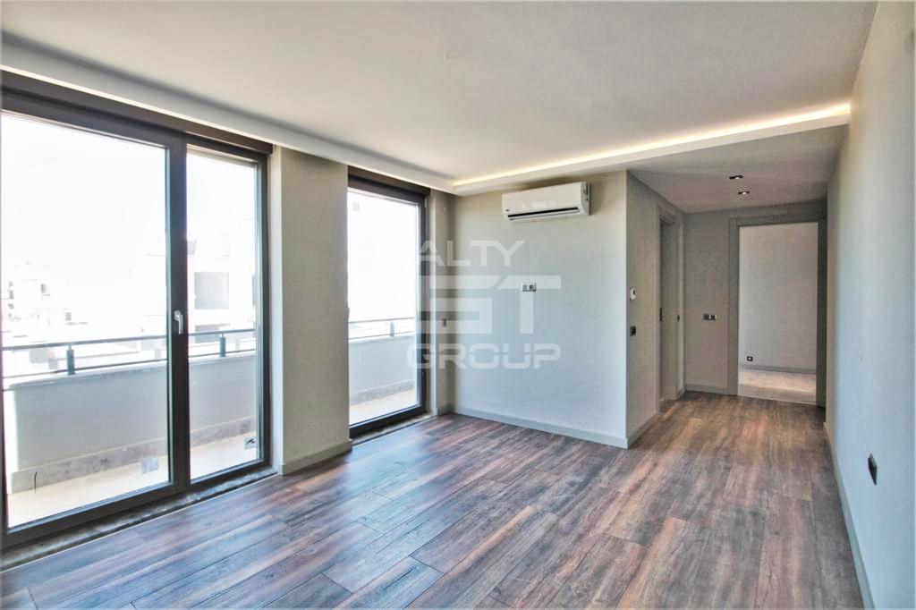 Вилла, Анталия, в районе Лара, 6+1, 350 м², от собственника - фото 17