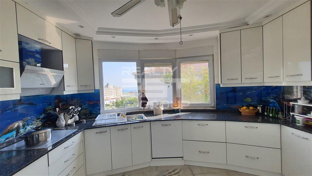Вилла, Алания, в районе Конаклы, 3+1, 250 м², от собственника - фото 17