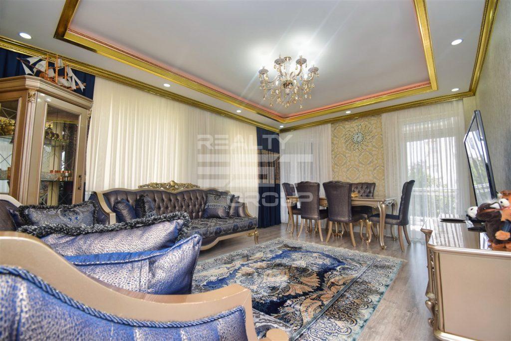 Квартира, Анталия, в районе Лара, 3+1, 160 м², от собственника